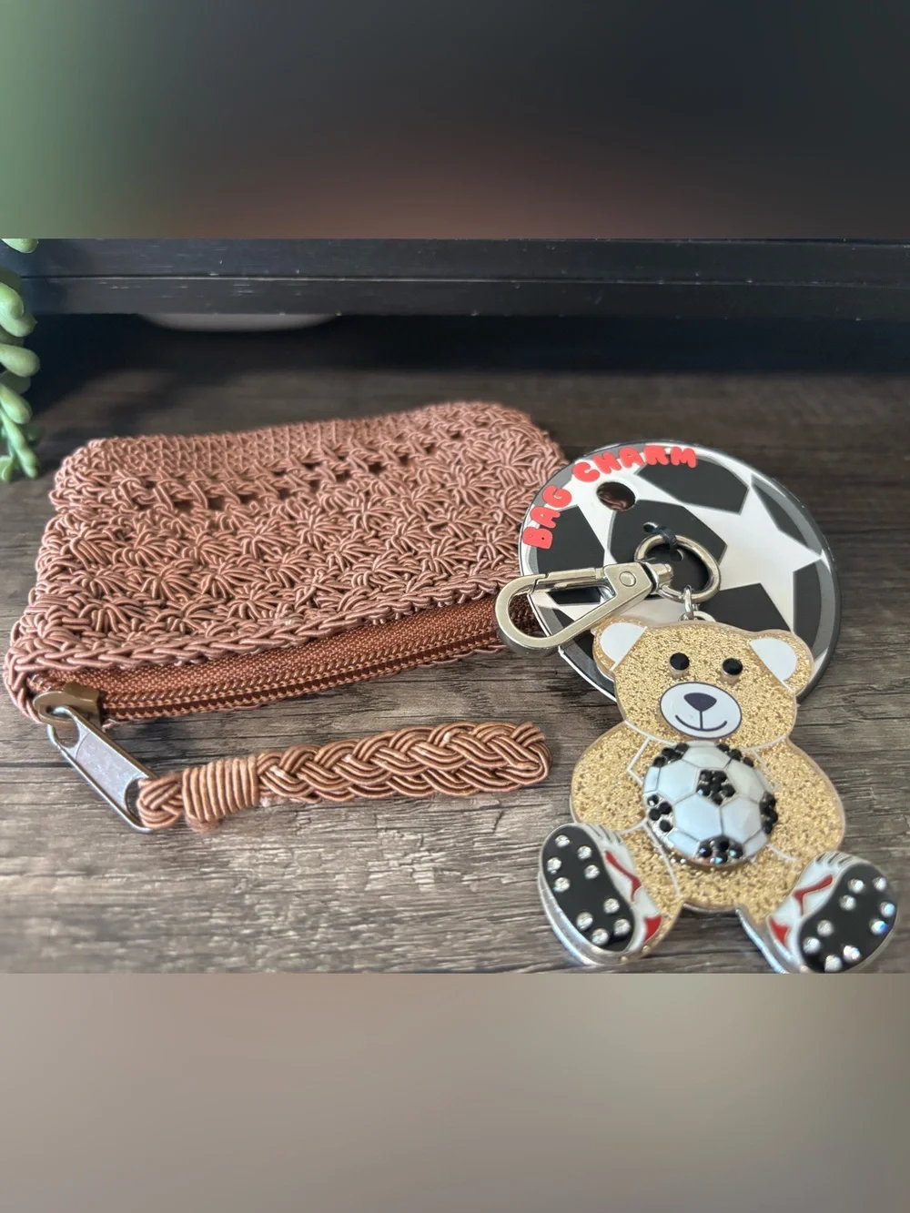 None woven card